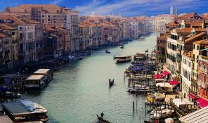 Italija popušta mere protiv korone u pet pokrajina, i dalje velika smrtnost
