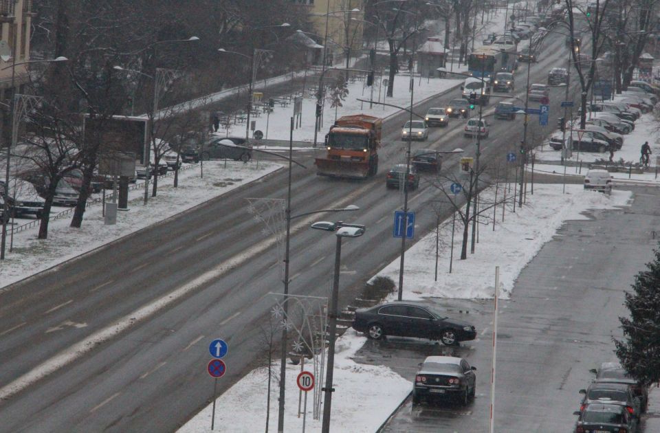 Znatno porasla cena soli za Zimsku službu: Novi Sad kupuje manje po većoj ceni, izdvajaju se milioni