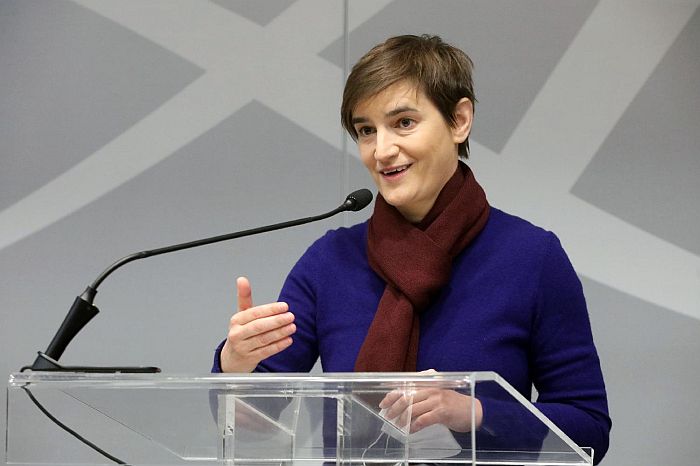 Brnabić: Želimo da Srbija proizvodi rusku vakcinu, stručnjaci Torlaka idu u Rusiju