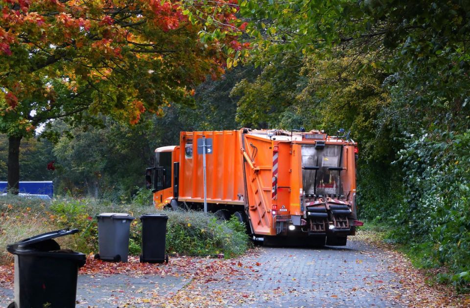 U nemačkom gradu kamioni za smeće uz pomoć AI skeniraju da li je otpad u pogrešnoj kanti