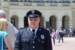 Suspendovan bivši načelnik novosadske policije, oduzeti mu značka i oružje