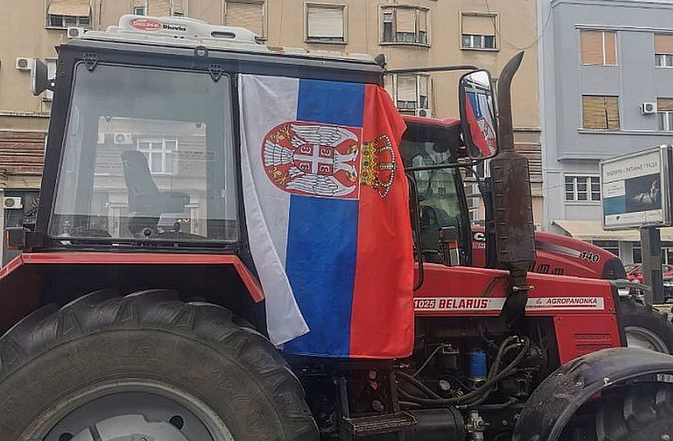 Poljoprivrednici koji protestuju i nadležni postigli sporazum: Uklonjene skoro sve blokade