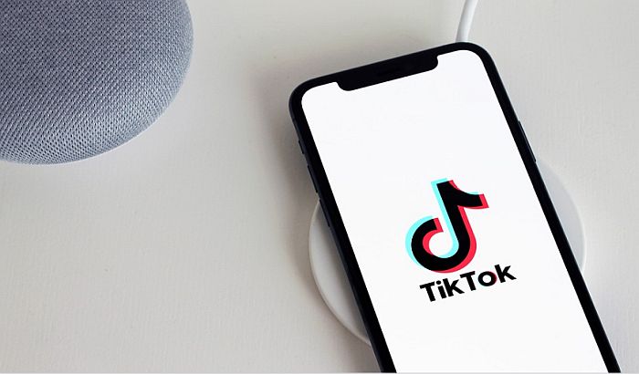 Tiktok blokiran delu korisnika u Italiji zbog smrti devojčice