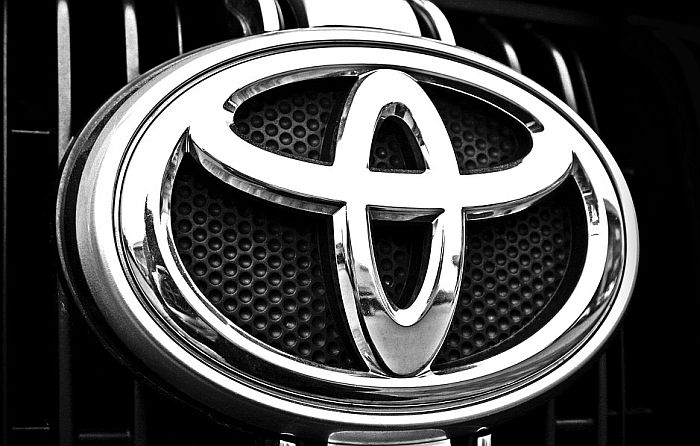 Tojota prodala 15 miliona hibridnih vozila