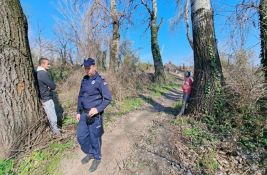 FOTO, VIDEO: Aktivisti na Šodrošu privremeno odbranili stabla, povukli se radnici i policija