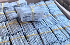 Novosađanin uhapšen u Zrenjaninu, policija pronašla milion tableta i cigarete