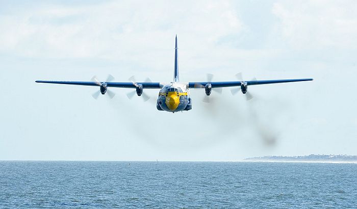 Teretni avion prinudno sleteo u Ukrajini, poginulo petoro ljudi