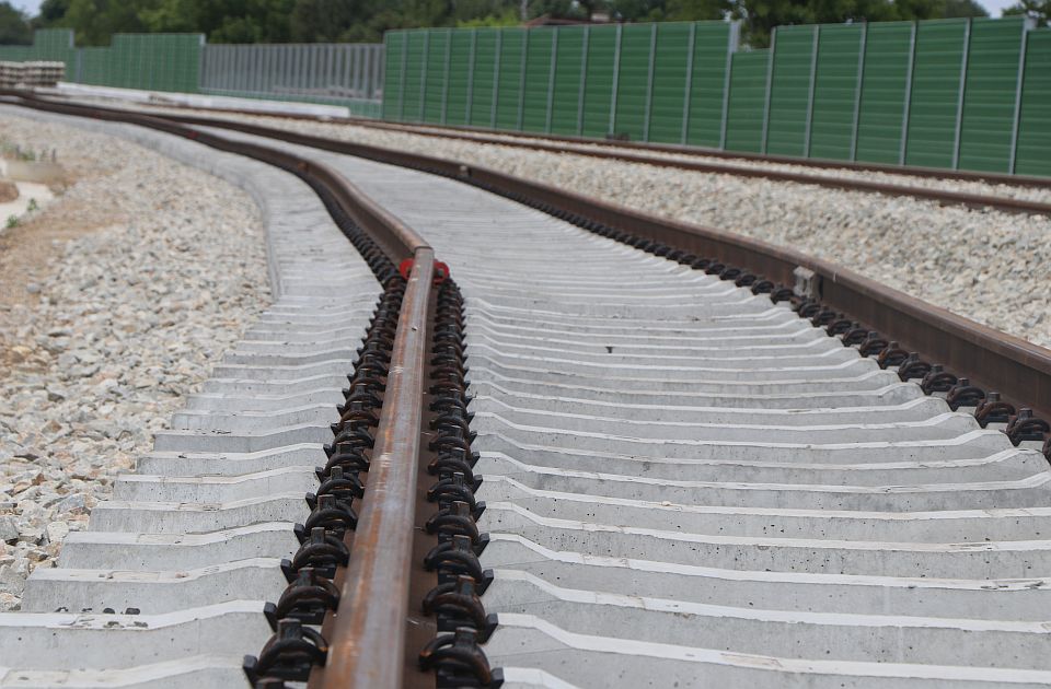 Mađarski ministar: Gledaćemo da na pruzi Beograd - Budimpešta pasoška kontrola ne traje duže od 30 minuta 