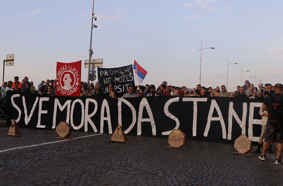 Kraj za proteste u NS: Gradska opozicija odlučila da prekine okupljanja "Srbija protiv nasilja"