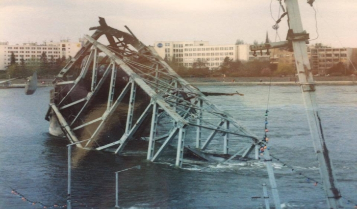 Devetnaest godina od pogibije Olega Nasova i rušenja Varadinskog mosta