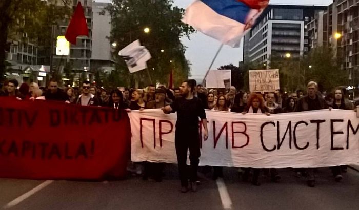 Jedan od istaknutijih učesnika novosadskog "Protesta protiv diktature" dobio otkaz