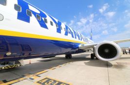 Iako je državljanin Srbije zamalo ispao kroz prozor tokom leta: Rajaner tvrdi da su njegovi avioni bezbedni