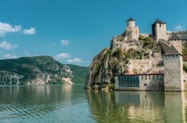 U avgustu počinje podela 30.000 turističkih vaučera za odmor u Srbiji