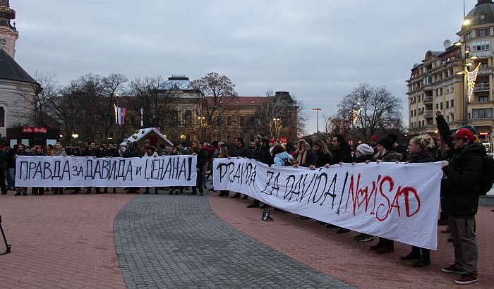 FOTO, VIDEO: Održan skup podrške pokretu "Pravda za Davida" u Novom Sadu
