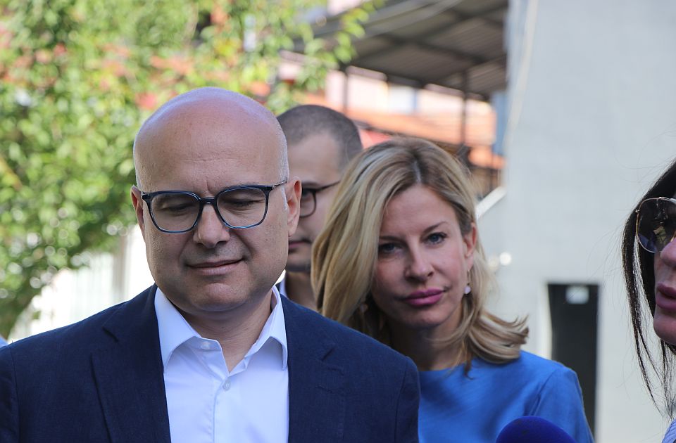 Vučević bez najave datuma: Vidimo se na najvećem mitingu u Novom Sadu