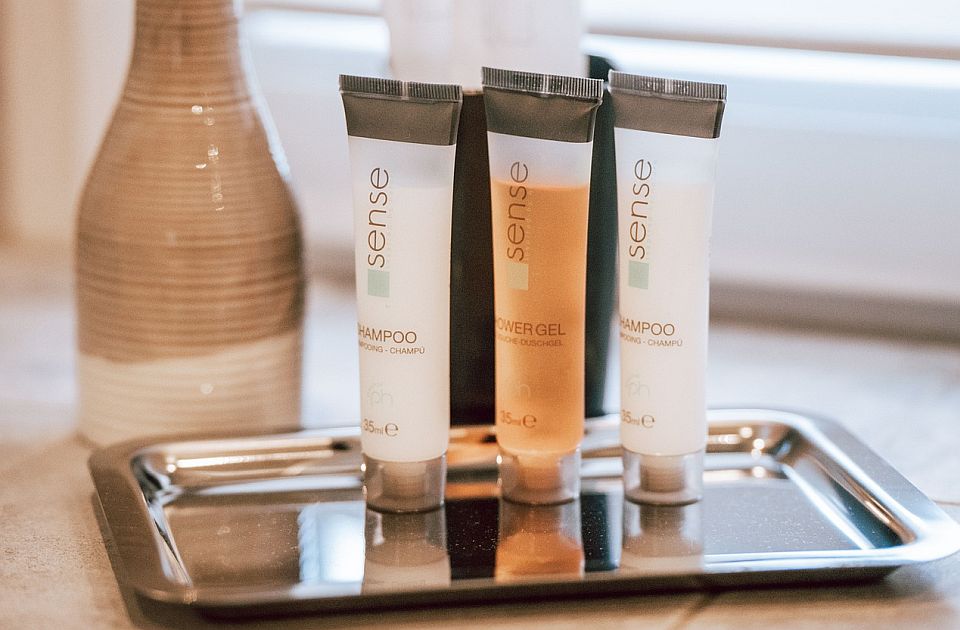 EU zabranjuje mini-šampone u hotelima