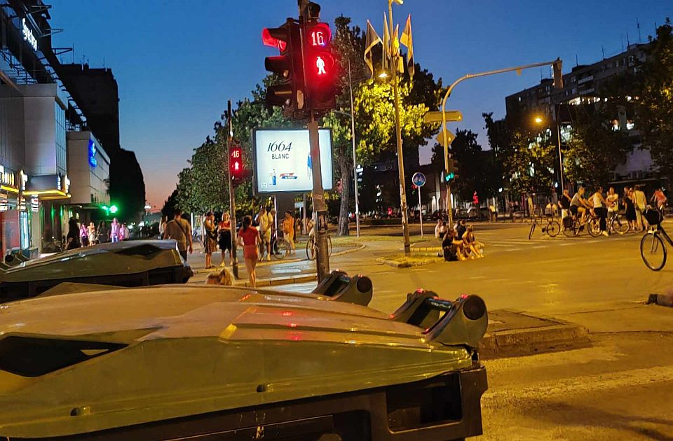 MUP: Uklonjene sve blokade, tokom noći podneta jedna prekršajna prijava