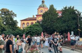 Završen protest u Sremskim Karlovcima zbog pretnji silovanjem aktivistkinji: 