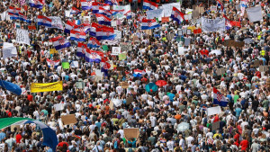 'Pluća Hrvatske teško dišu': Protest u Zagrebu zbog opasnog otpada u Gospiću