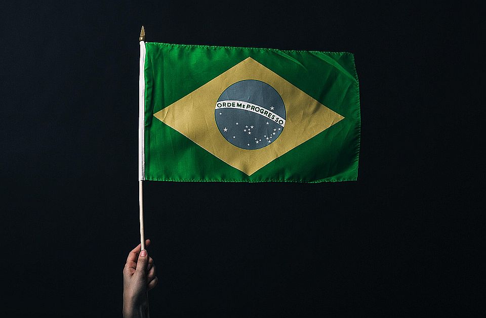 Brazilci sutra glasaju na predsedničkim i parlamentarnim izborima, očekuje se drugi krug