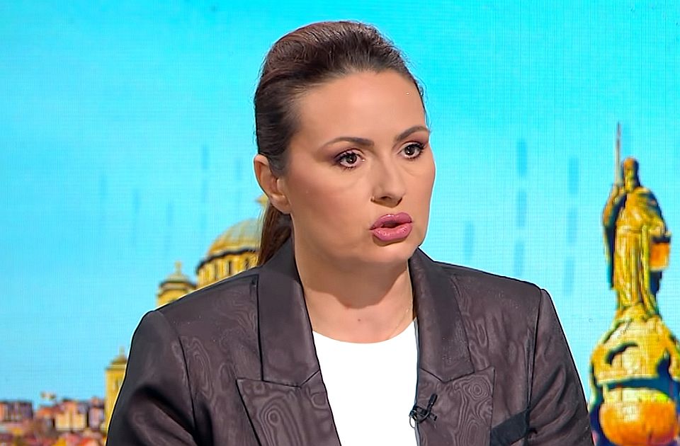 Deo zaposlenih RTS-a se izvinio građanima zbog gostovanja urednice Bojane Mlađenović: Mi je nismo birali
