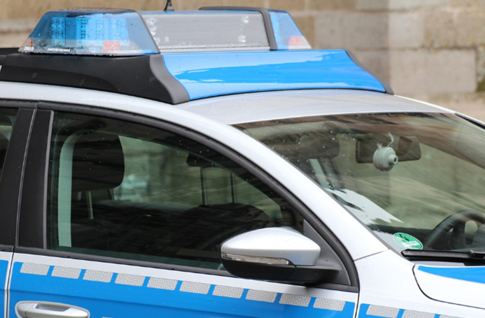 Propao pod i otpao plafon u jednom baru u Španiji, povređeno 12 osoba