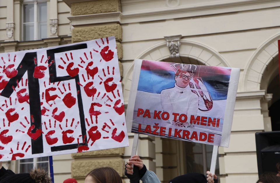 Španski list: Glasovi na izborima u Srbiji će pokazati silinu gneva studenata i građana