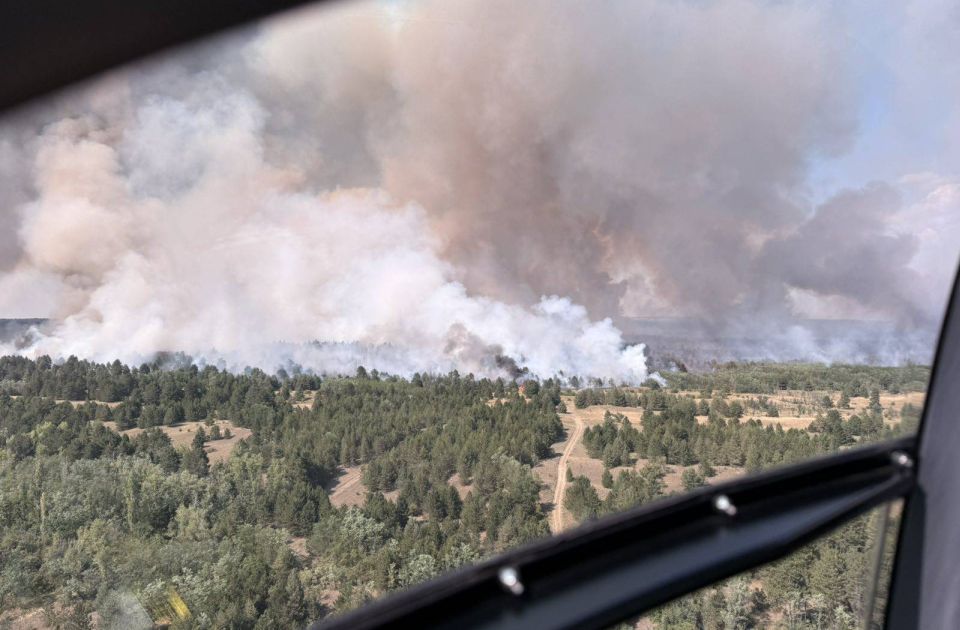Požar u Deliblatskoj peščari ponovo se razbuktao prema Šušari