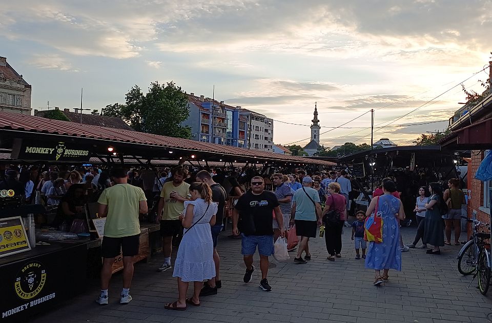 Novosadski noćni bazar večeras na Ribljoj pijaci