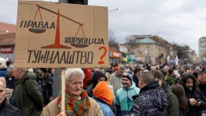 Šta je lustracija i gde je primenjena