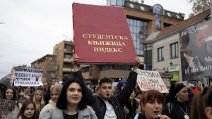 BBC analiza: Koliko su zaista porasle plate profesorima poslednjih godina