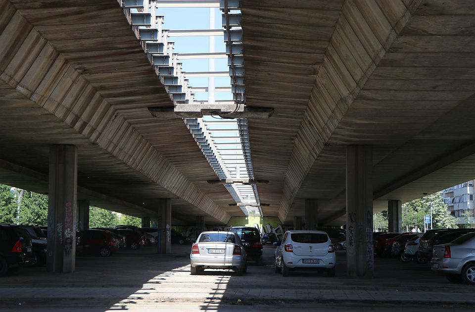 Parkiranje kod Štranda od sutra se ne naplaćuje