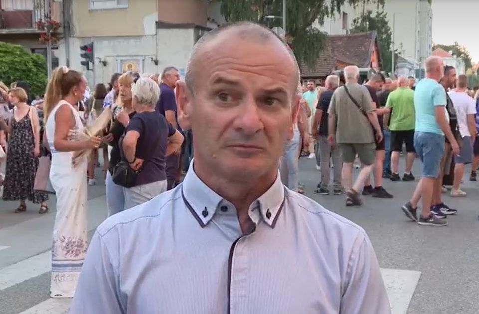Tužilac Vujičić kom je zapaljen automobil: Prvi korak mi je da izmestim suprugu i decu iz Valjeva