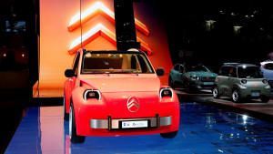 Sitroen oživljava legendarnog 'Spačeka' kao električni automobil