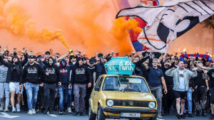 Nacistički povici navijača Hajduka pred meč sa Ajaksom, osuda hrvatske vlade