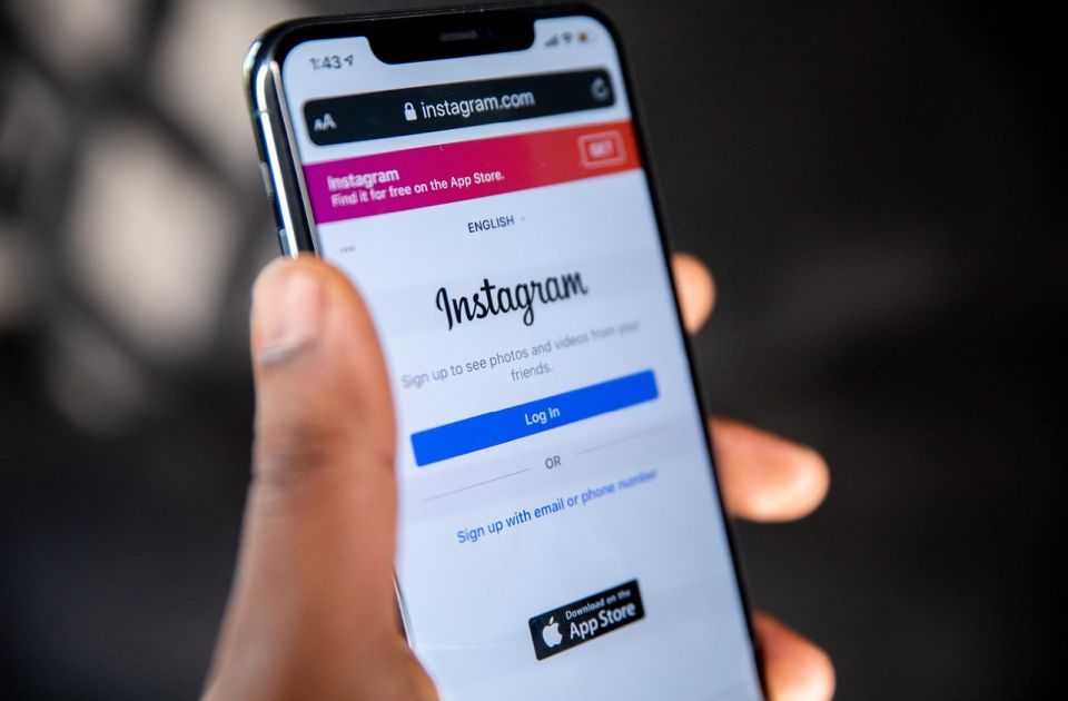 Instagram nakon deset godina dobio novi tekstualni logo 