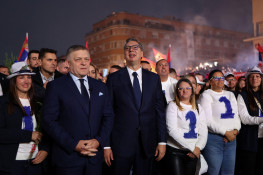 Izborni presek: SNS skup u Novom Sadu, studentske kolone pešače ka Beogradu, Upravni sud odbio žalbe Studentske liste