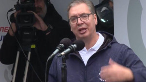 Izborni presek: Vučić kritikovao glumce, pomenuo i Tejlor Svift