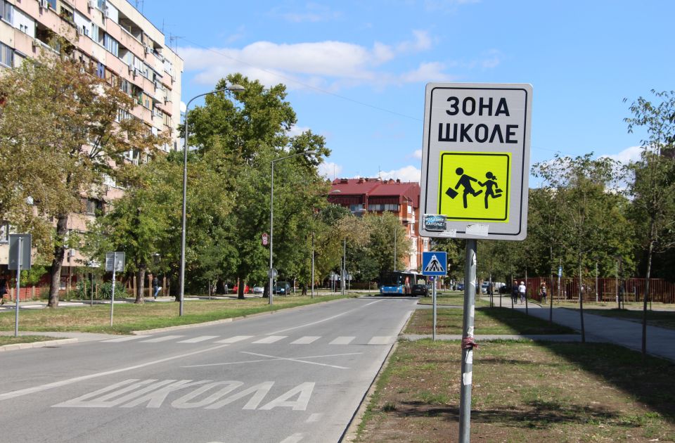 Policija isključila 44 vozača jer su vozili pijani kod škola, četvorica bila drogirana