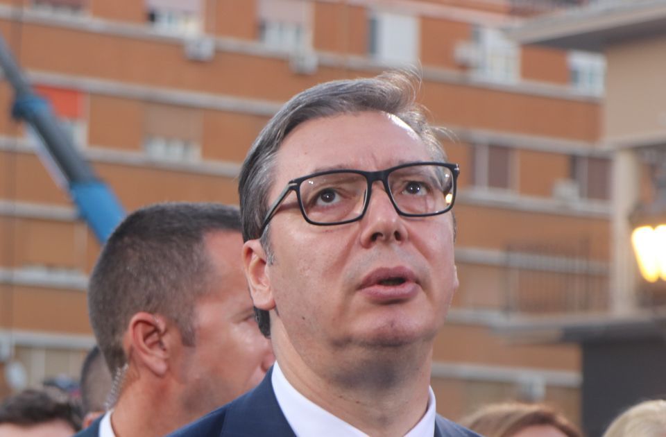 Vučić: U prosveti će biti bolnih reformi, jer nas državni paraziti jedu