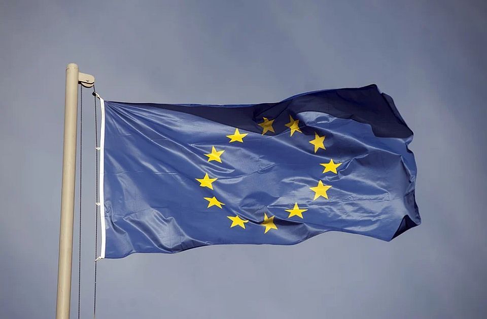 Anketa: Skoro izjednačen broj Islanđana koji su za članstvo u EU, i onih koji su protiv