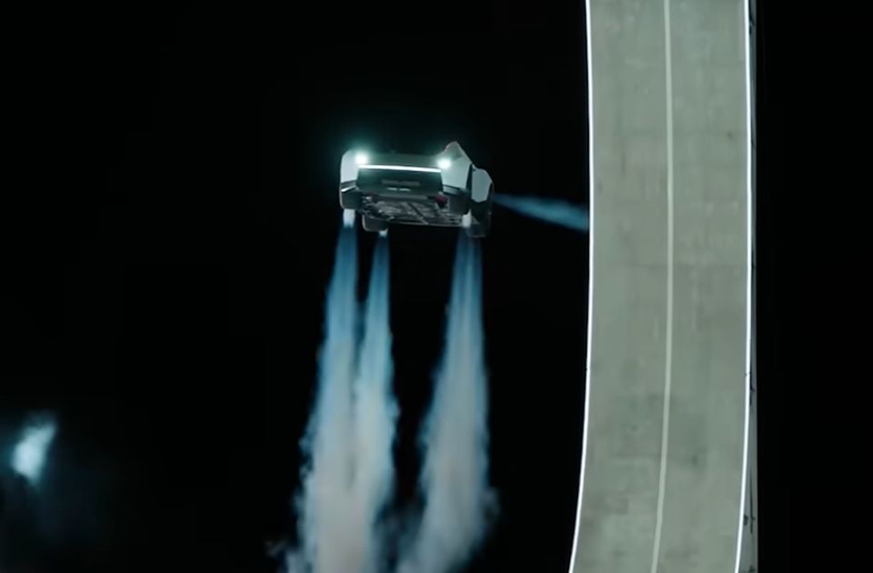 VIDEO: Mask predstavio Teslin "leteći automobil": Vozi naopačke i izvodi akrobacije u vazduh