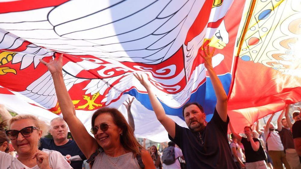 Nedeljni izborni presek: Predaja lista, raskol u Nestorovićevoj stranci