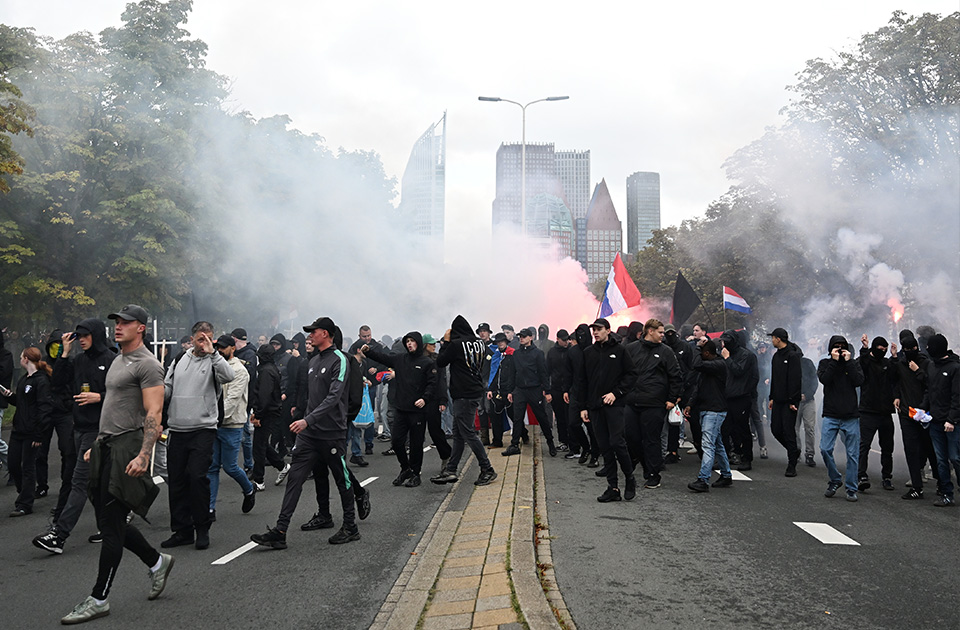 Holandska policija rasturila nasilne ekstremno desničarske demonstracije u Hagu