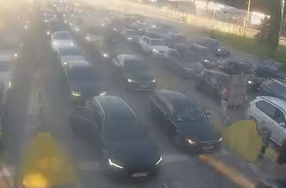 Čekanje za automobile samo na prelazima Gradina i Špiljani 
