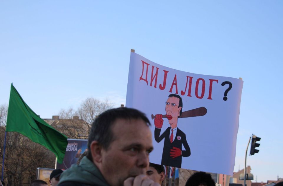 Studenti poručili vlasti: Znamo da snimate naše sastanke, spremate hapšenja i isceniranu otmicu - džabe vam