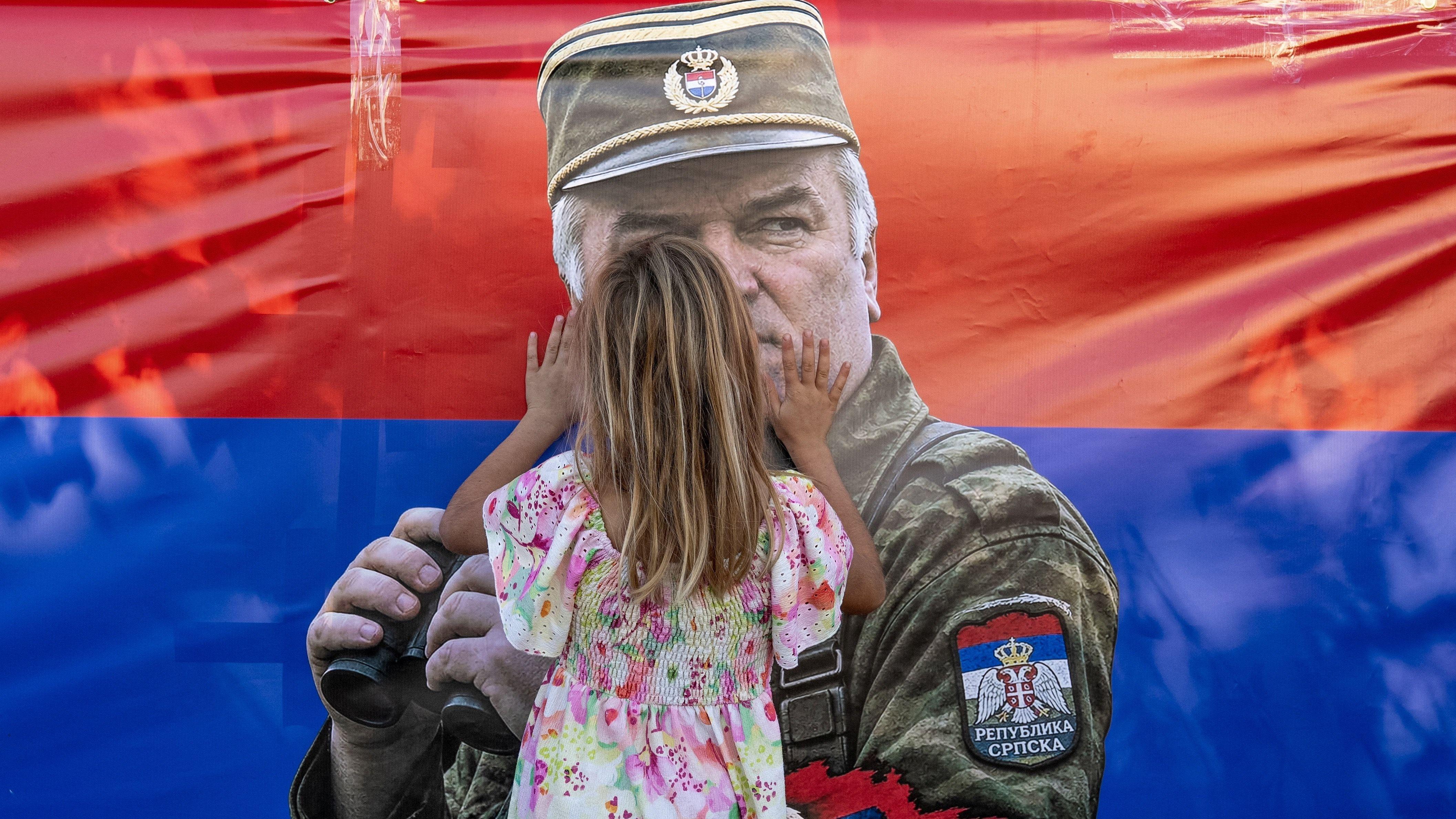 Sahrana Mladića: 'Strašna greška, biće ogroman problem za Srbiju'