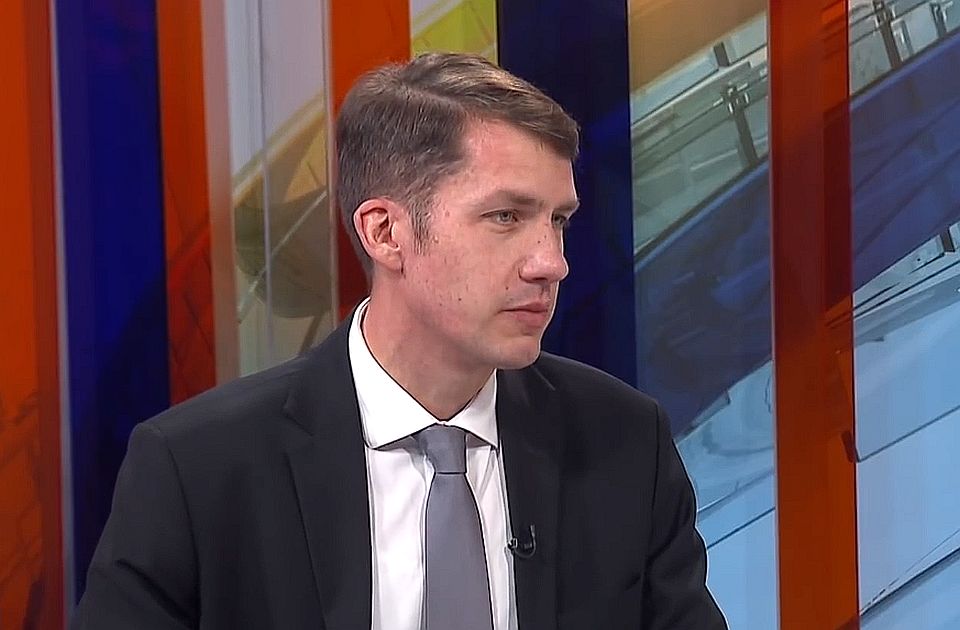 DZVM: Ako SVM nije "skup političkih prostitutki", sada je vreme da to i dokažu