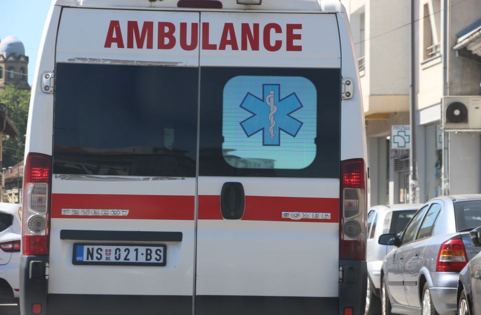 Muškarac poginuo pri padu sa bandere na Adamovićevom naselju