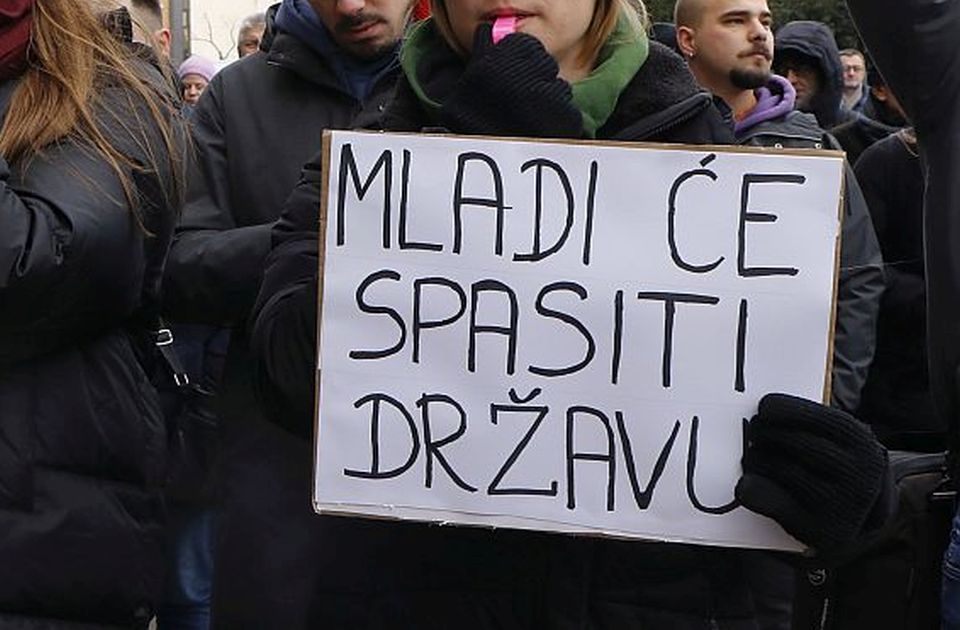 Glavna bitka na sledećim izborima biće oko glasova mladih: Ima li Vučić njihovu podršku?